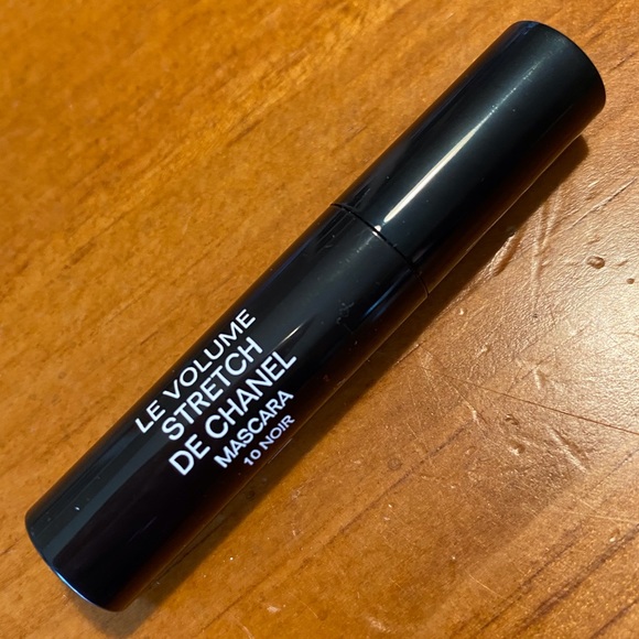 🎉HP🎉 CHANEL Le Volume Stretch De CHANEL Mascara - Picture 4 of 11